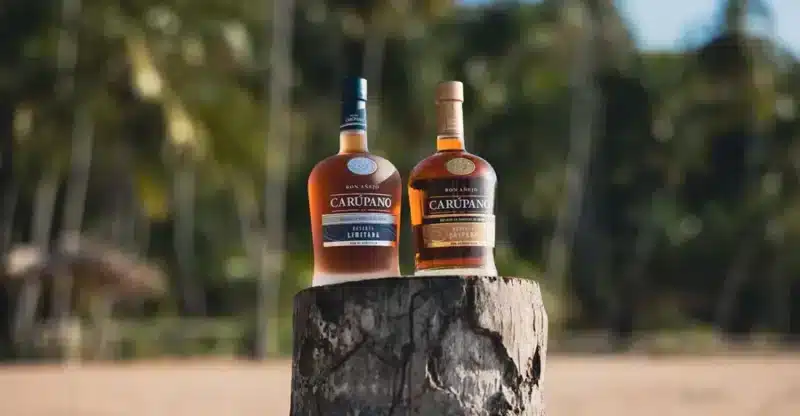 Botellas de Ron venezolano Carúpano/ El Estímulo