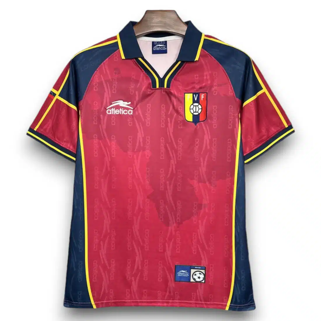 Camiseta Vinotinto Retro talla M